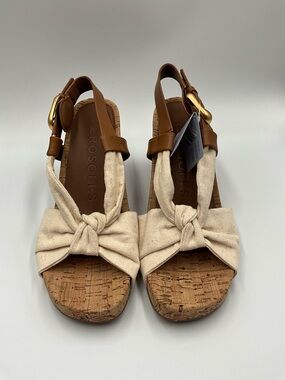 AEROSOLES Sandals Size 9.5 Cream Knotted Fabric & Tan Leather Cork Wedge